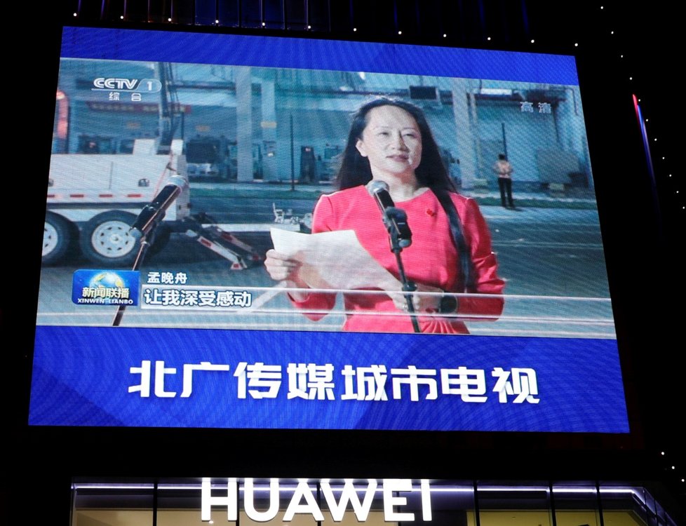 Triumfální návrat finanční šéfky Huawei Meng Wan-čou.
