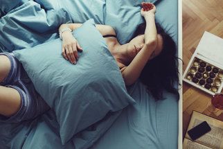 Únava při menstruaci: Nejčastější příčiny a jak se jí nejlépe bránit