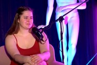 Podcast: Menstruační trapasy. Bála jsem se fleku na bílé sukni, přiznala Kačka