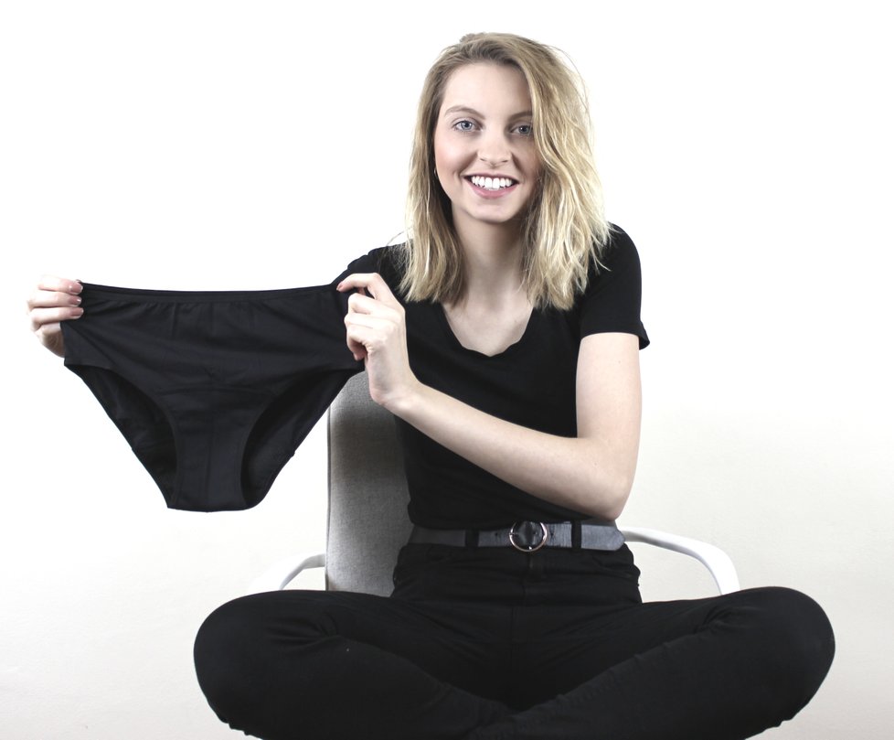 Češka Linda Sejdová vymyslela menstruační kalhotky z nanovláken.