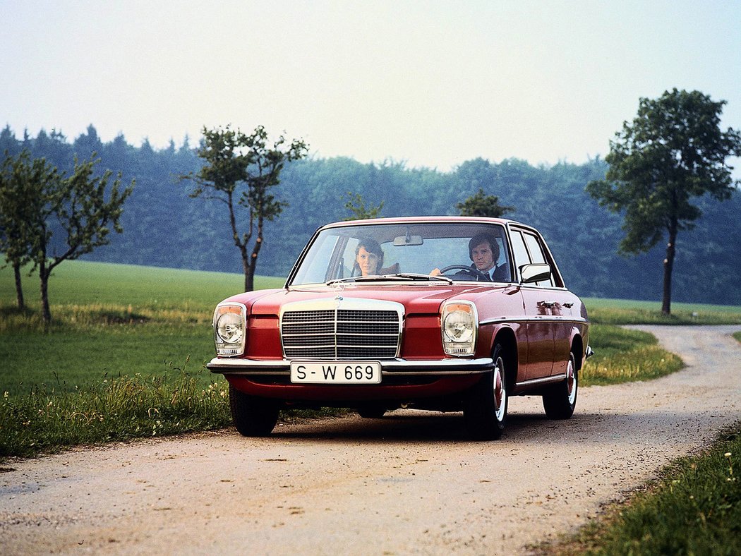 Mercedes-Benz 240d