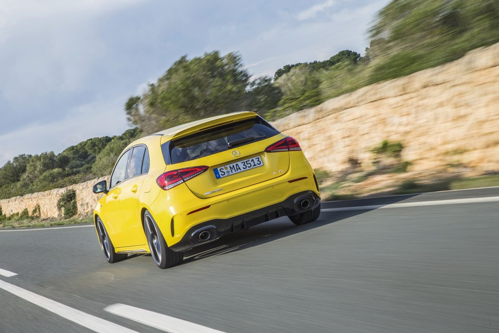 Mercedes-AMG A 35 4Matic: Lidový základ