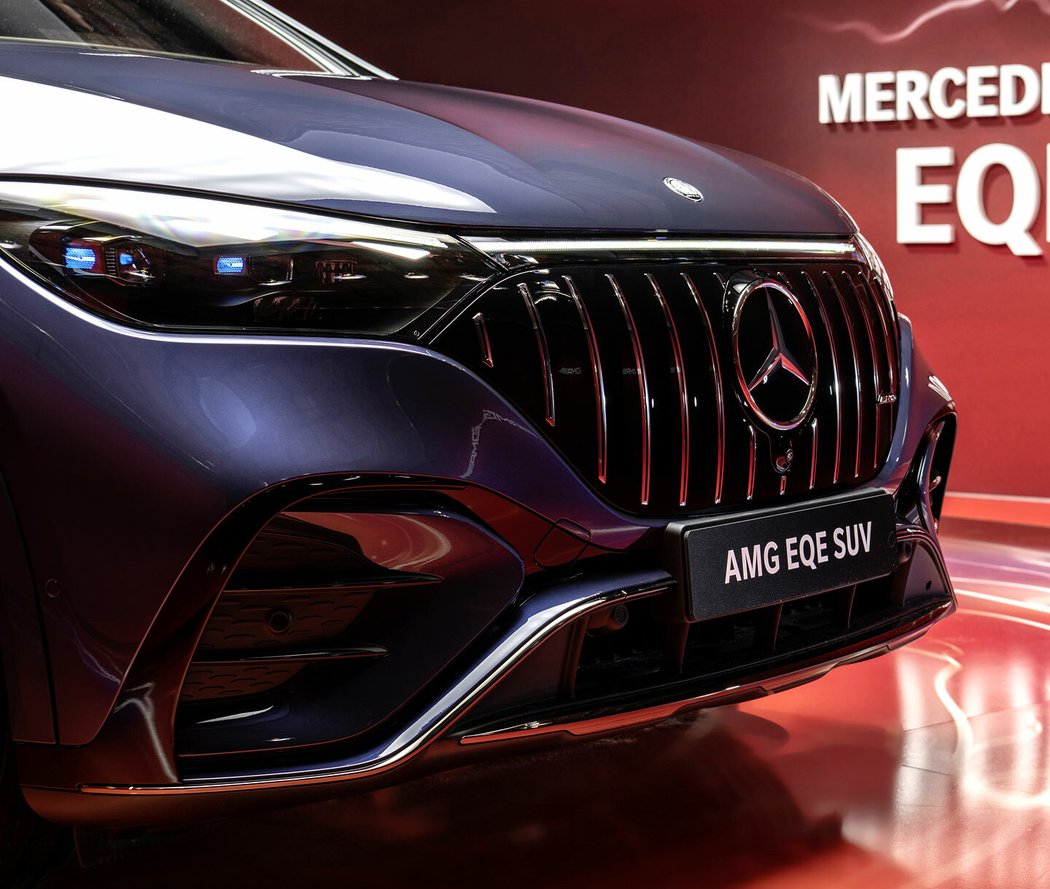 Mercedes-AMG EQE SUV