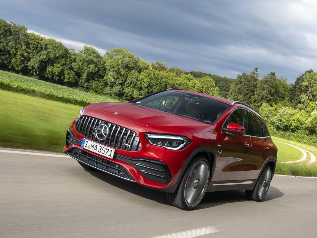 Mercedes-AMG GLA 35 4MATIC