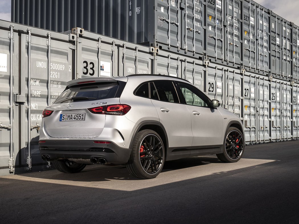 Mercedes-AMG GLA 45 S 4MATIC+