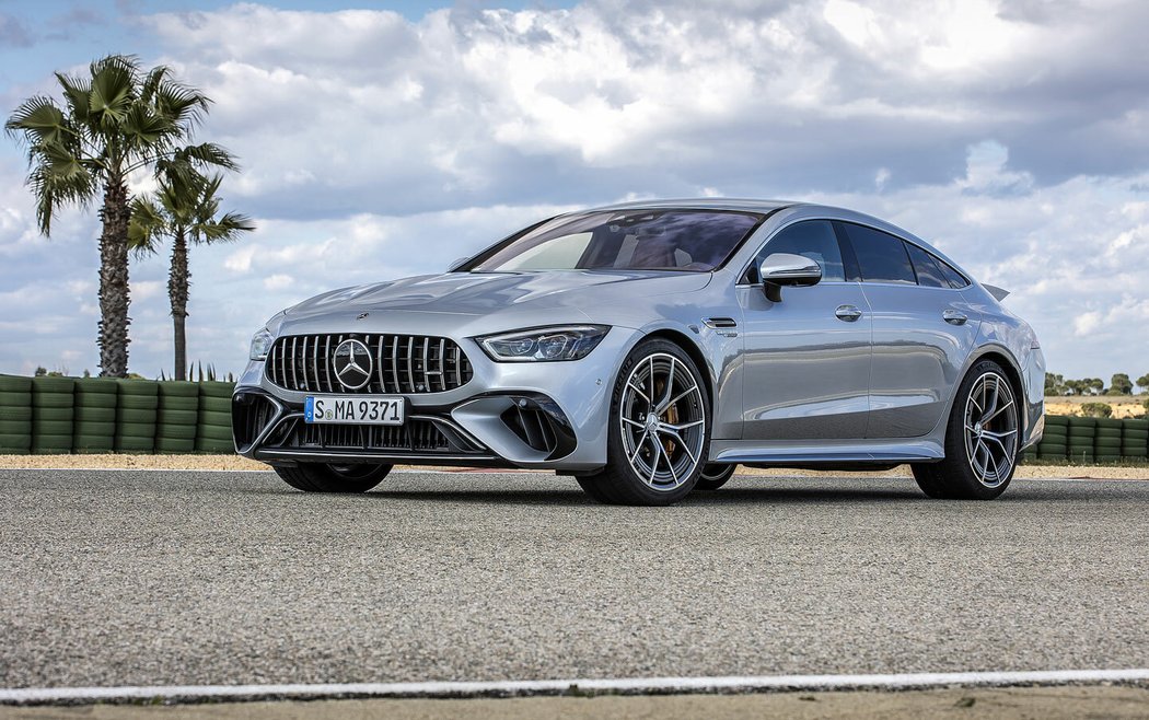 Mercedes-AMG GT 63 S E Performance