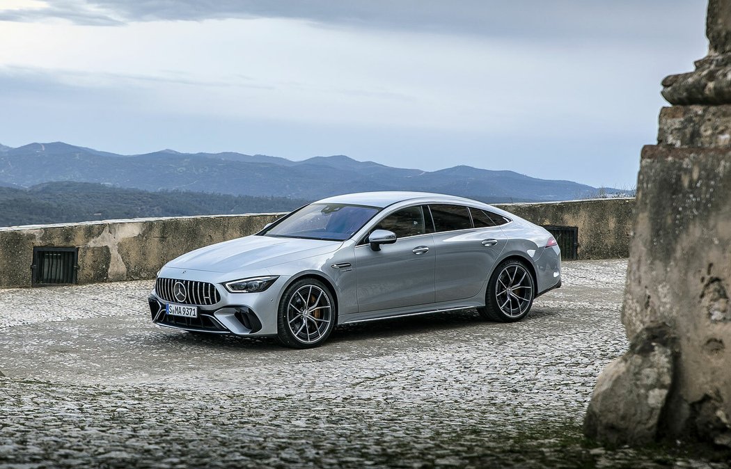 Mercedes-AMG GT 63 S E Performance