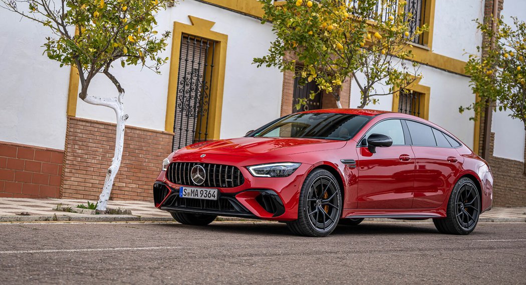 Mercedes-AMG GT 63 S E Performance