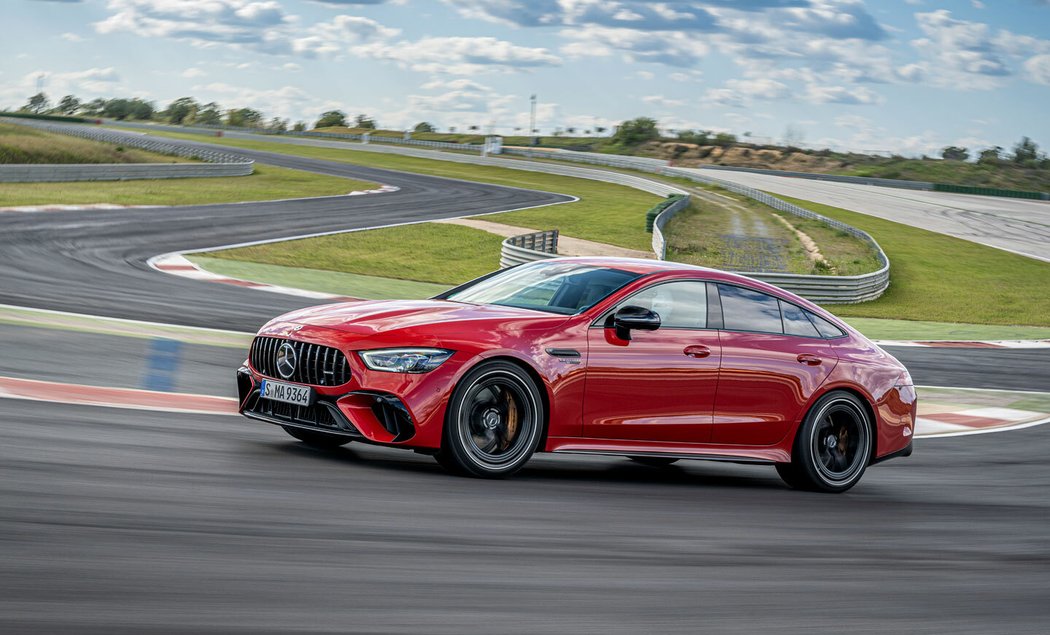 Mercedes-AMG GT 63 S E Performance