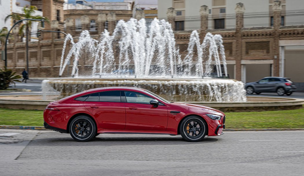 Mercedes-AMG GT 63 S E Performance