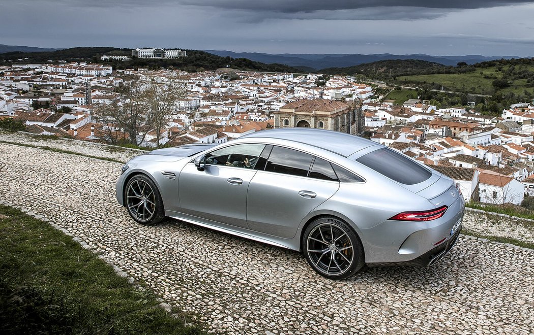 Mercedes-AMG GT 63 S E Performance