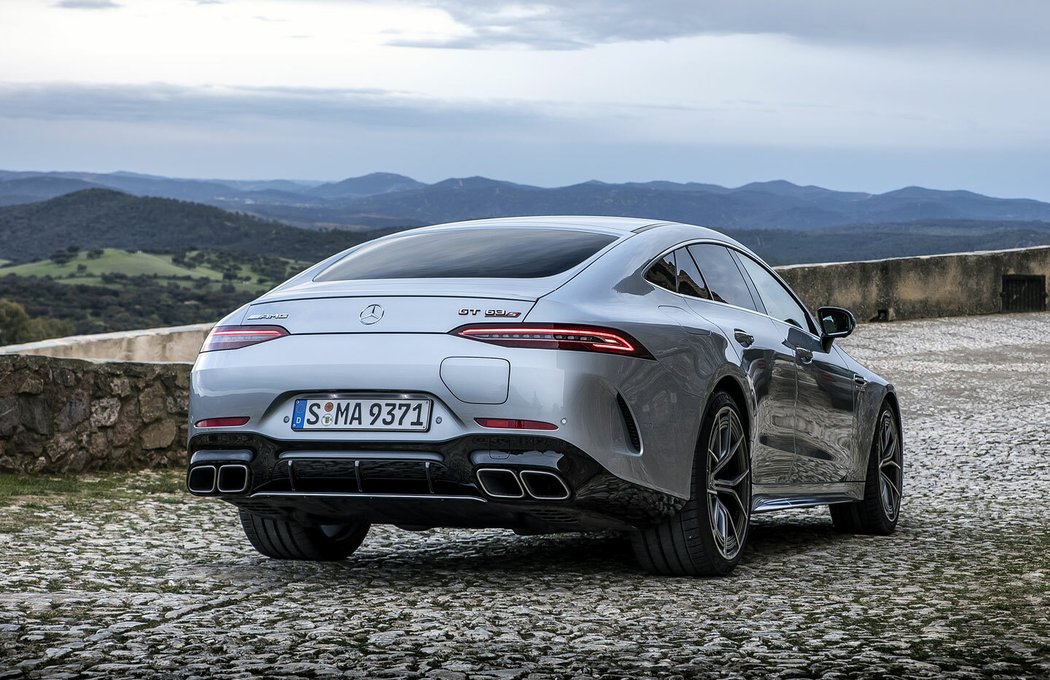 Mercedes-AMG GT 63 S E Performance