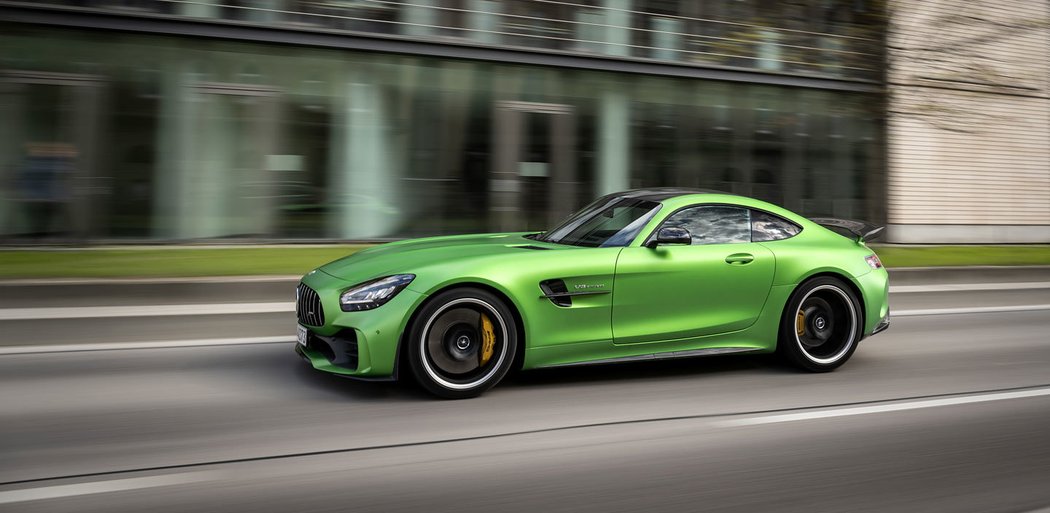 Mercedes-AMG GT R