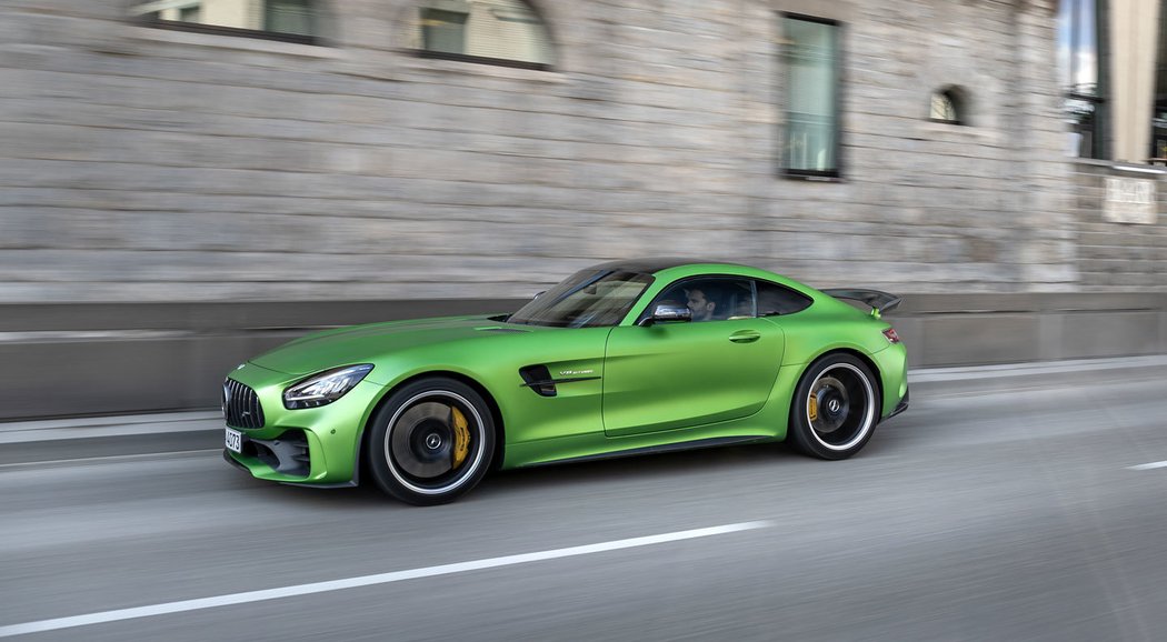 Mercedes-AMG GT R