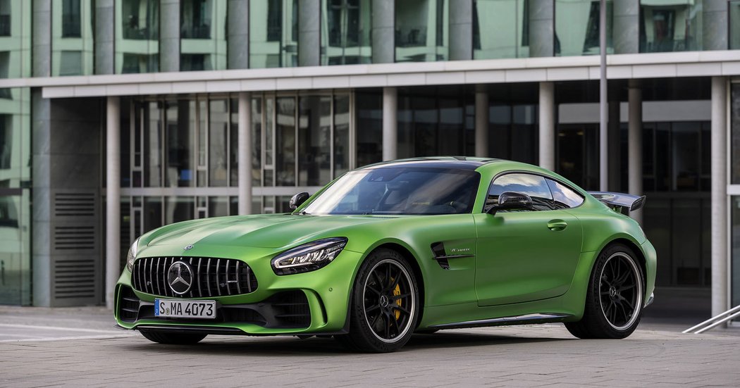 Mercedes-AMG GT R