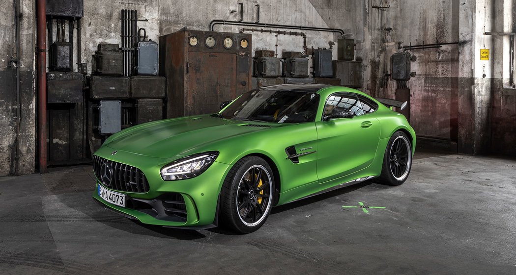 Mercedes-AMG GT R