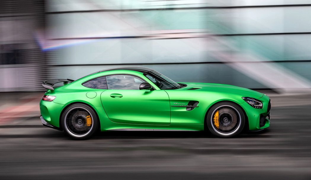 Mercedes-AMG GT R