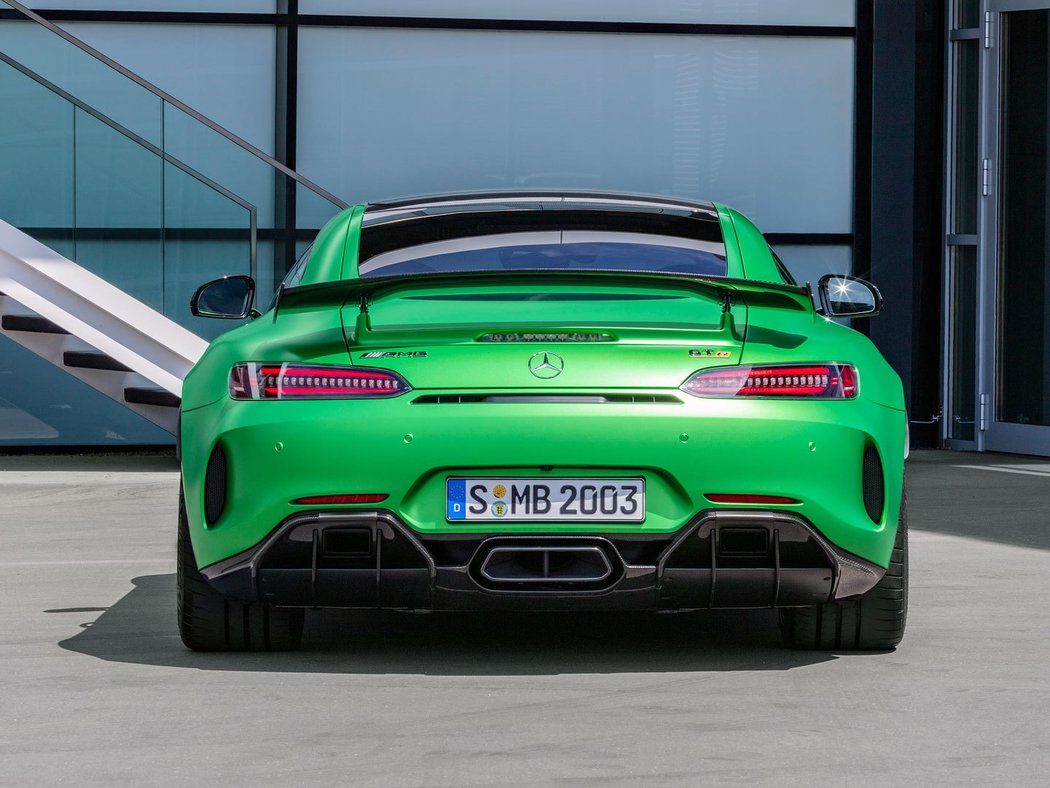 Mercedes-AMG GT R