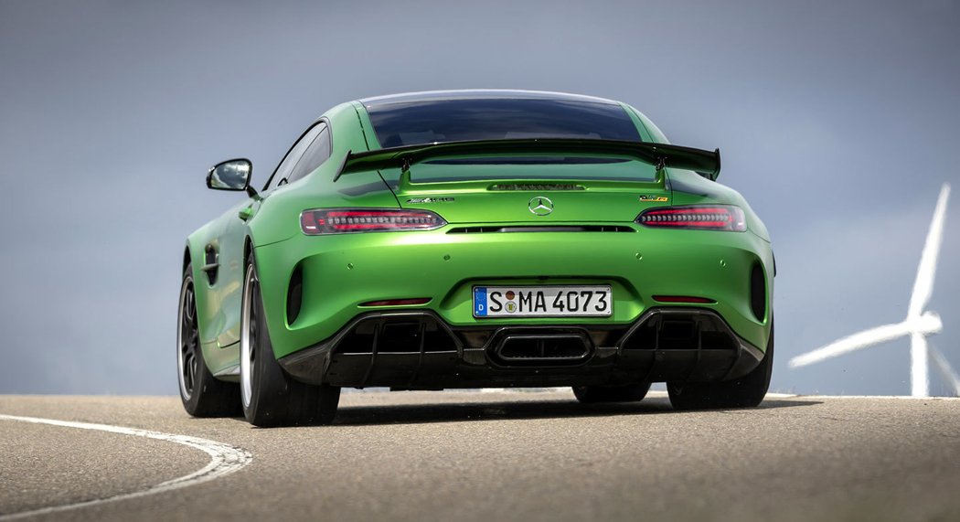 Mercedes-AMG GT R