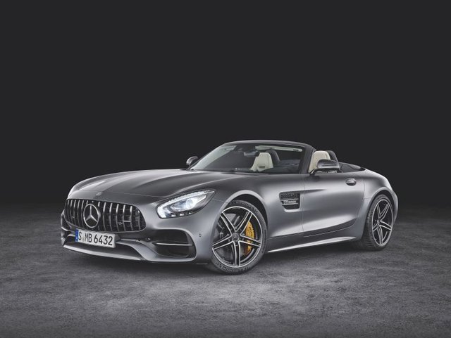 Mercedes-AMG GT Roadster