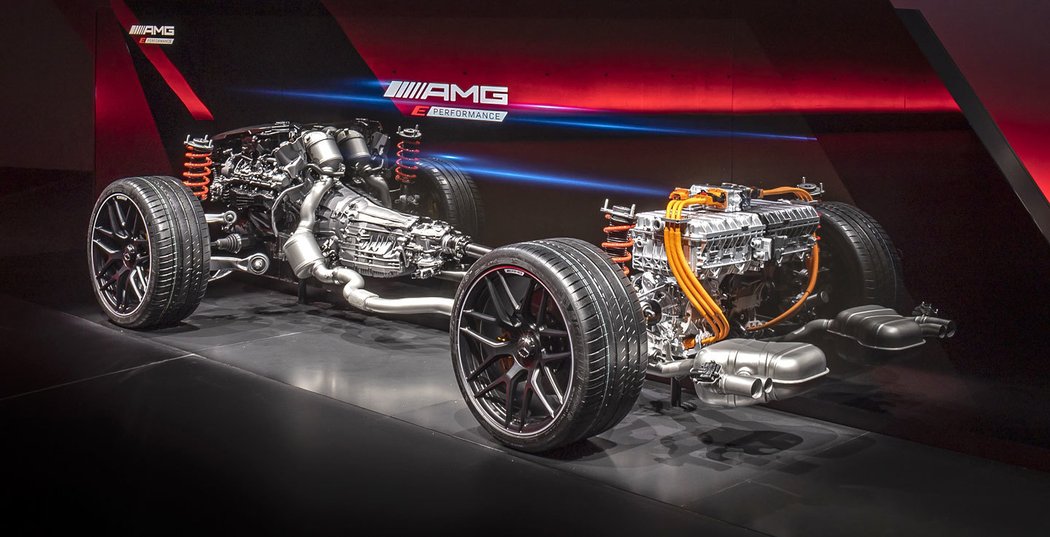 Mercedes-AMG odhaluje novou plug-in hybridní techniku