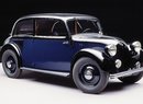 Mercedes-Benz 130 (W 23) měl premiéru v únoru 1934 na berlínském autosalonu. Bylo to první sériově vyráběné německé auto s motorem vzadu.