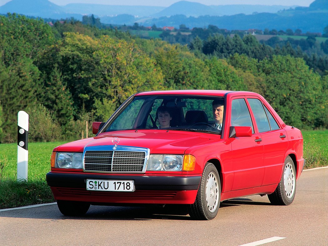 Mercedes-Benz 190 E (1988)