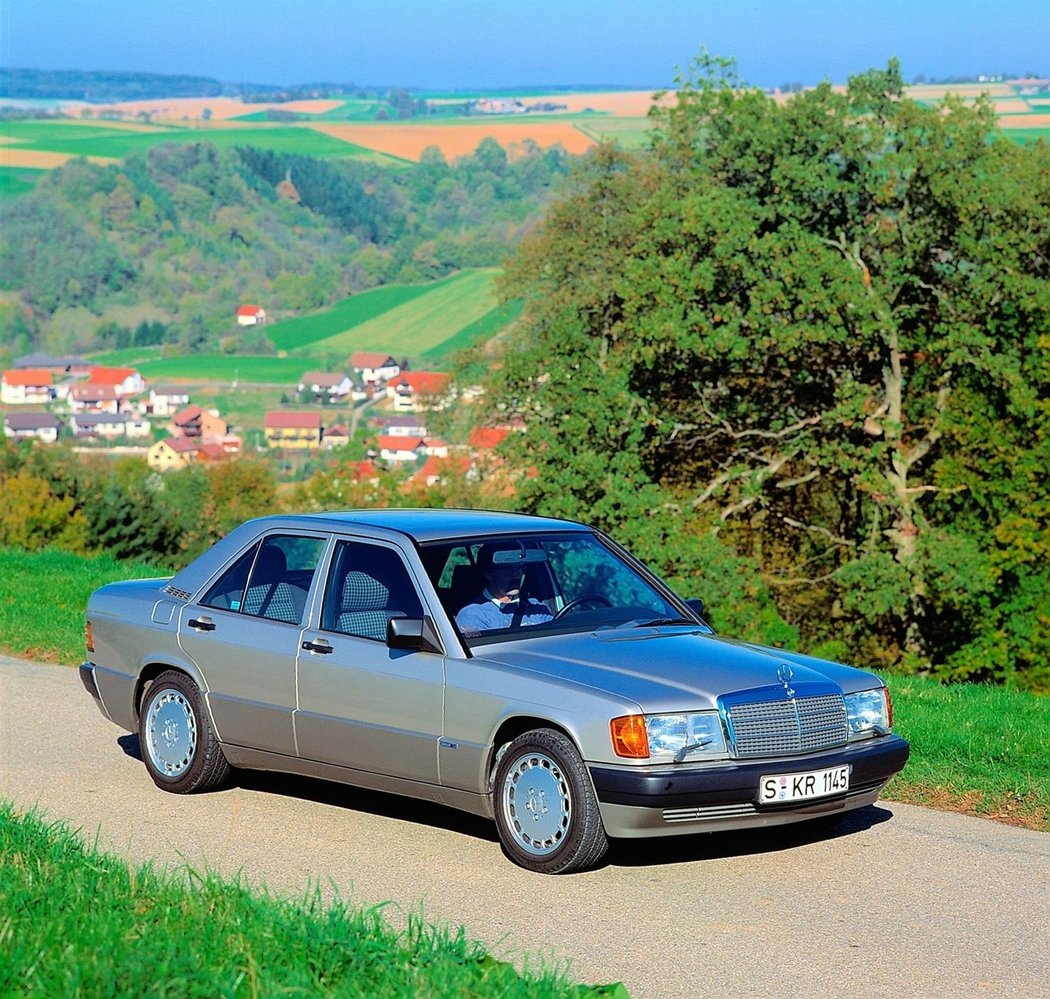 Mercedes-Benz 190 E 2.3 (1988)