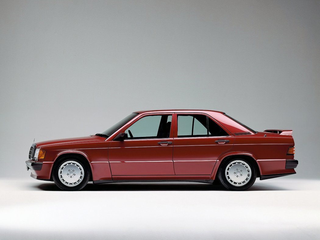 Mercedes-Benz 190 E 2.5-16 (1988)