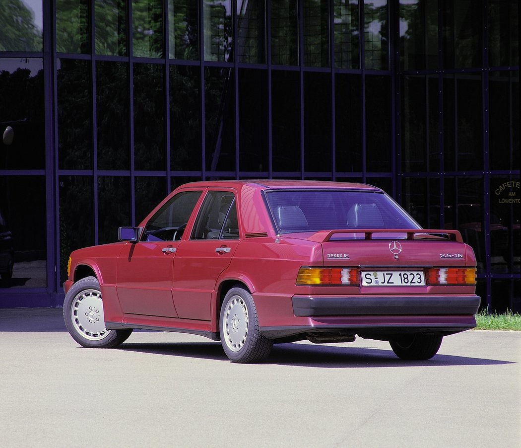 Mercedes-Benz 190 E 2.5-16 (1988)