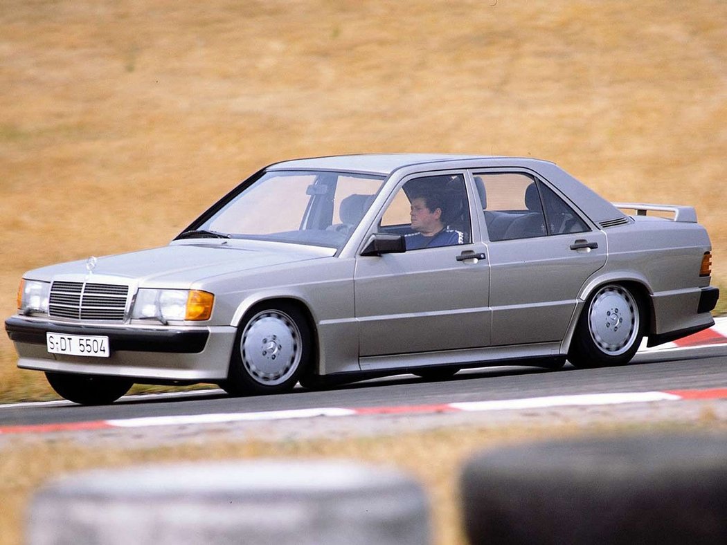 Mercedesu-Benz 190E