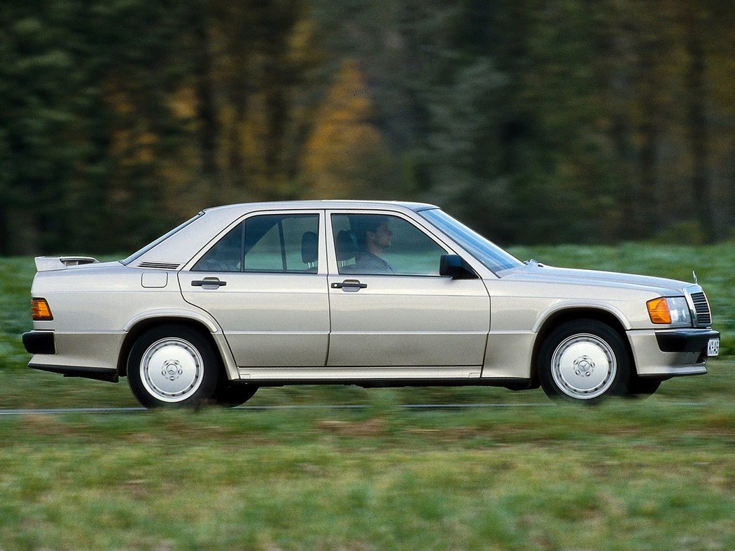 Mercedesu-Benz 190E