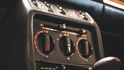 Mercedes-Benz 200 (W 123) Mercedes-Benz 200 (W 123)