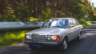 Mercedes-Benz 200 (W 123) Mercedes-Benz 200 (W 123)