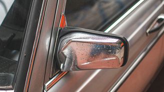 Mercedes-Benz 200 (W 123) Mercedes-Benz 200 (W 123)