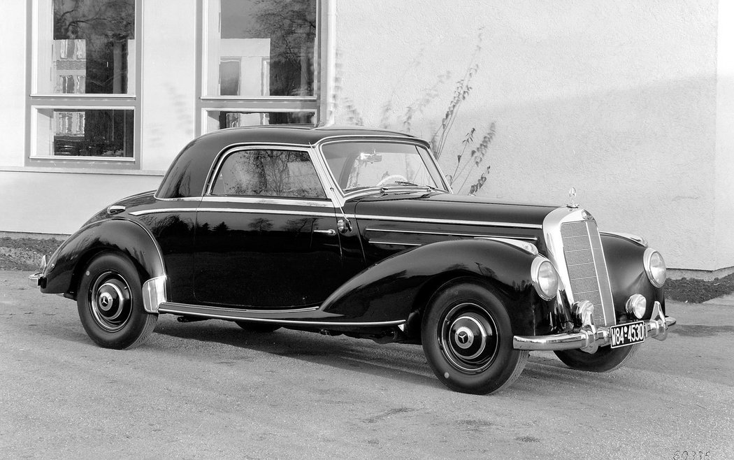 Mercedes-Benz 220 Coupe (W187)