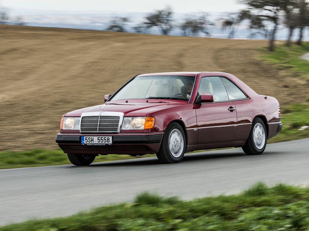 Mercedes-Benz 230 CE