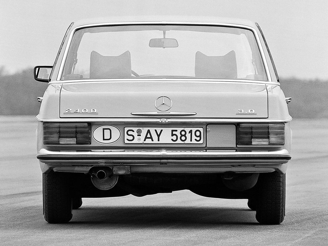 Mercedes-Benz 240 D 3.0 (W115) (1974–1976)