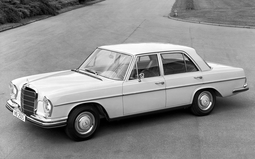 Mercedes-Benz 250 S (W108)