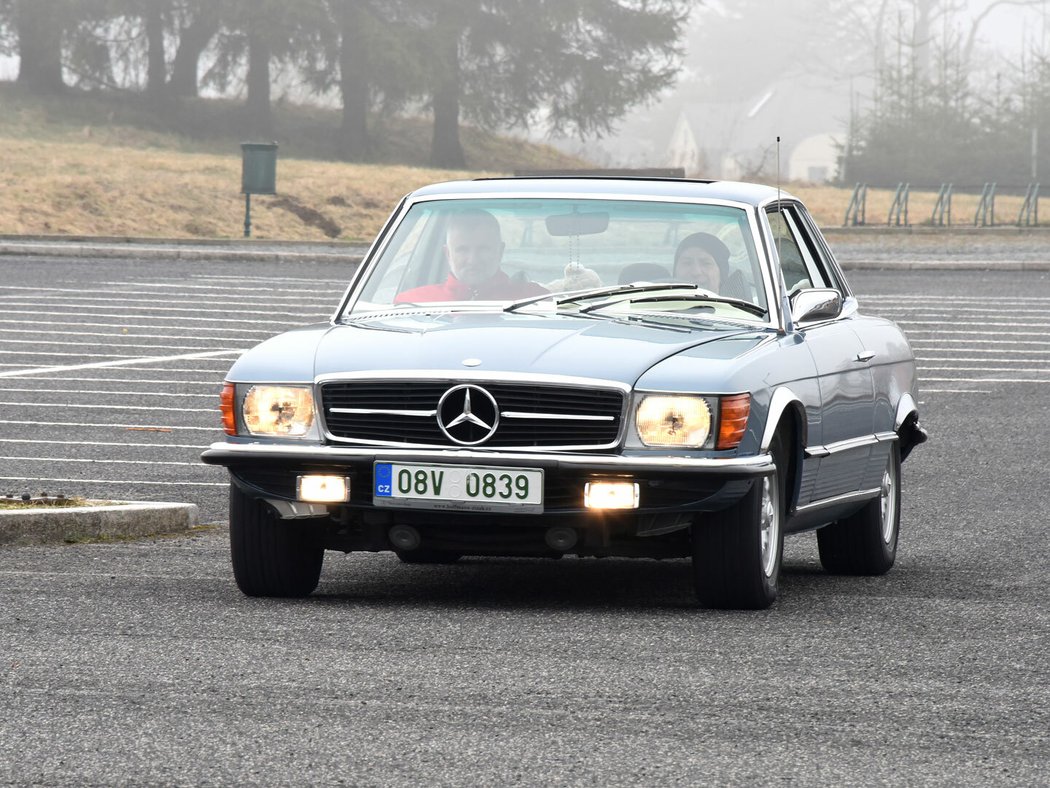 Mercedes-Benz 350 SLC 107