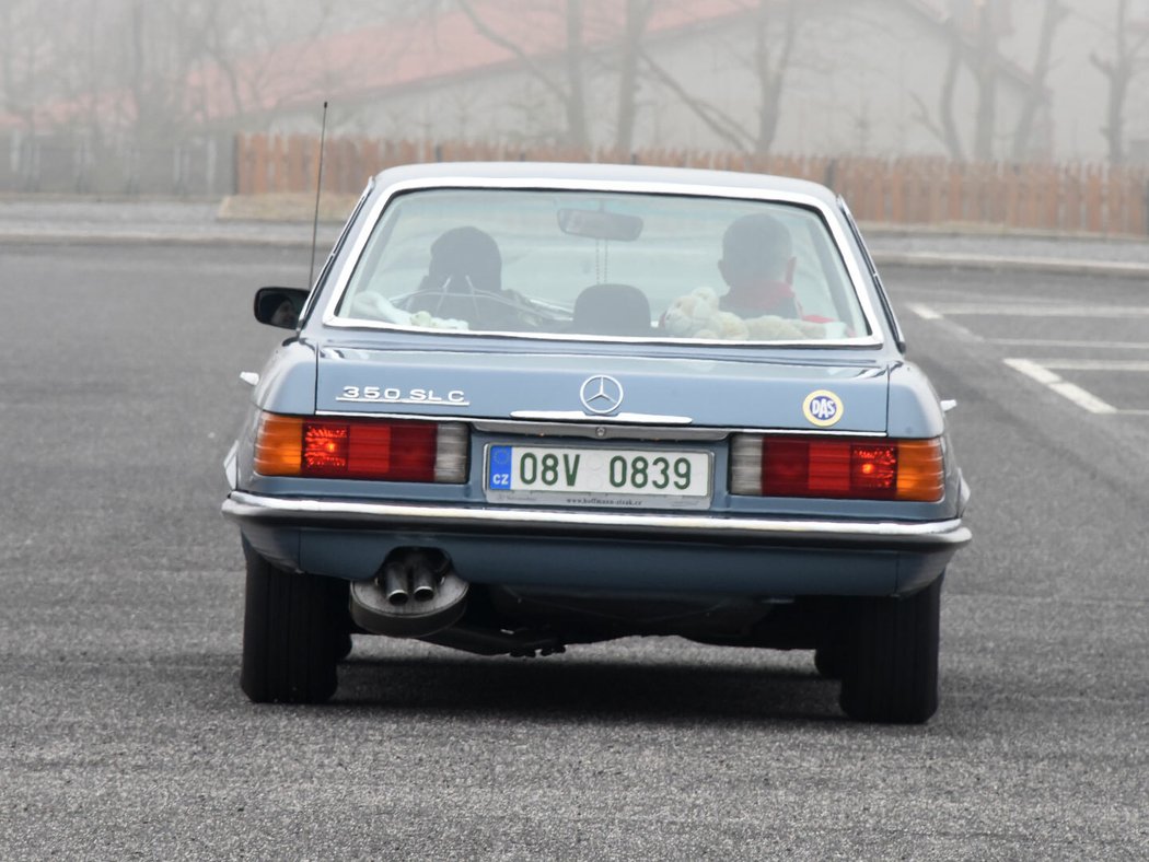 Mercedes-Benz 350 SLC 107