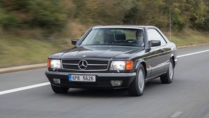 Rady před koupí Mercedesu 380 až 560 SEC: Skutečně nezastavitelný?