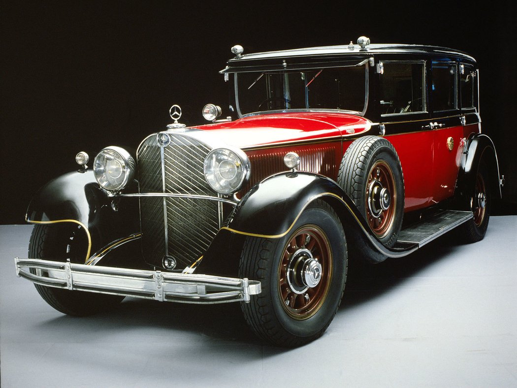 Mercedes-Benz 770 patřící císaři Hirohitovi (1935)