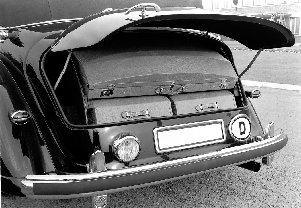 Mercedes-Benz 770 Cabriolet F (1939)