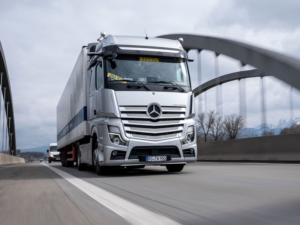 Mercedes-Benz Actros Active Drive Assist