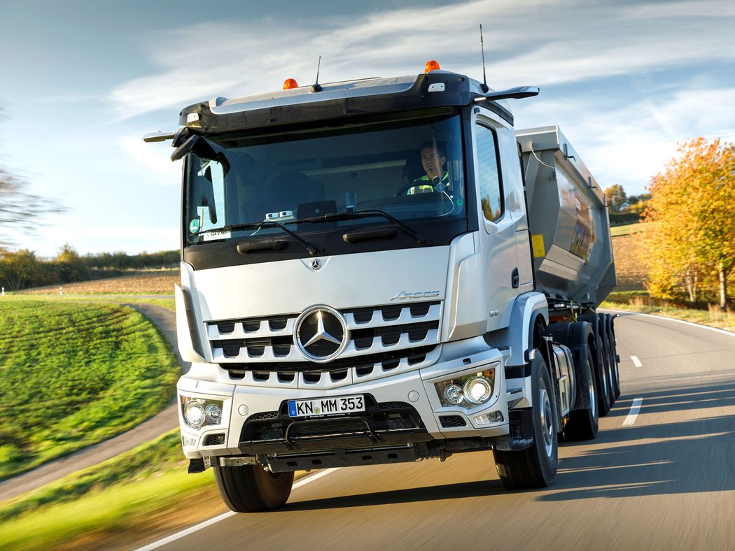 Mercedes-Benz Arocs