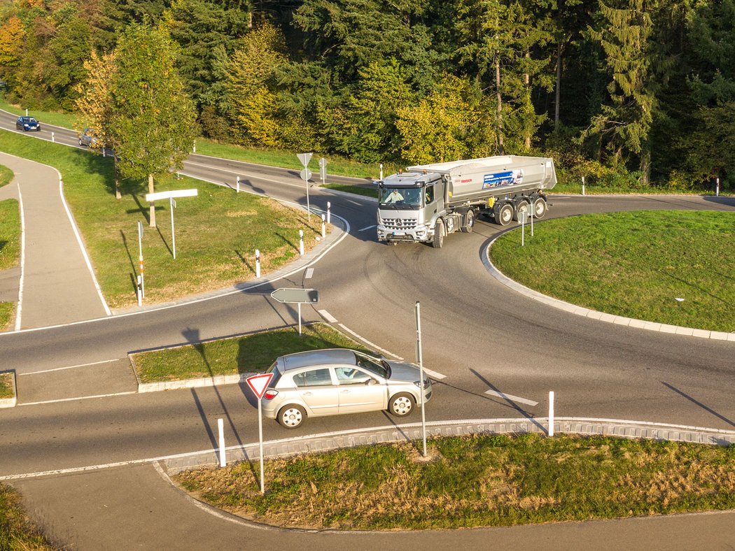 Mercedes-Benz Arocs