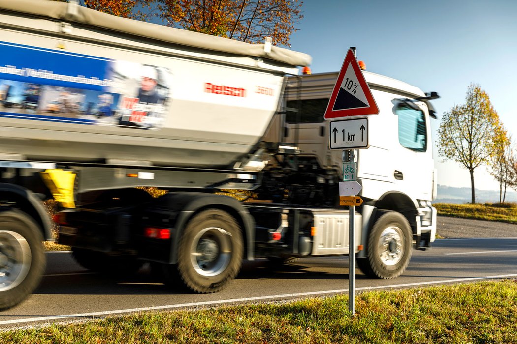 Mercedes-Benz Arocs