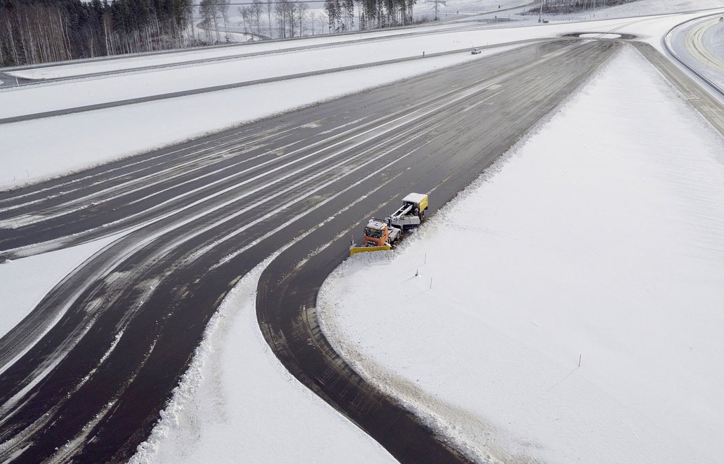 Mercedes-Benz automatizované sněhové pluhy