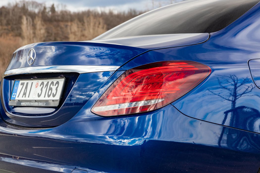 Mercedes-Benz C 220 d 4Matic sedan